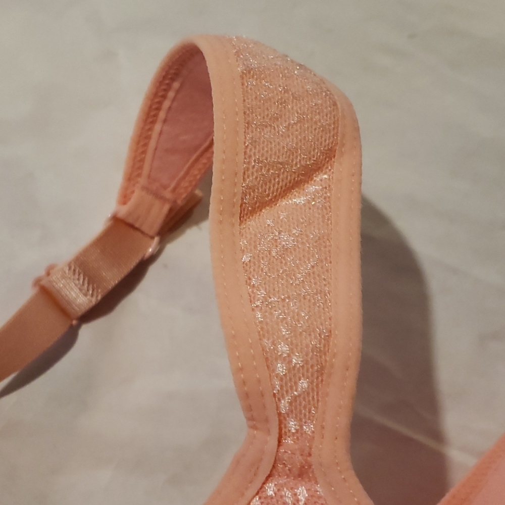 Bra - Picture 3 of 7